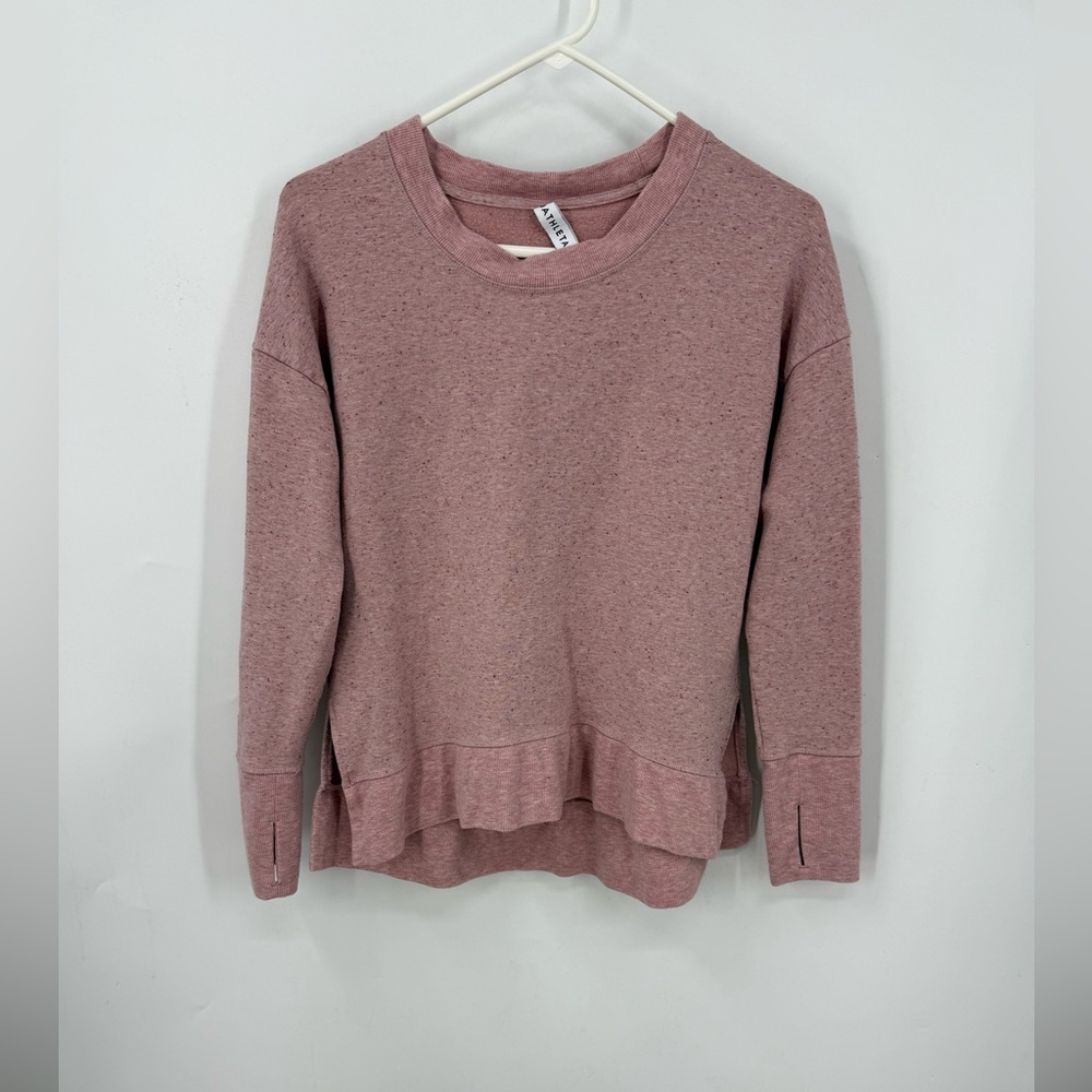 Athleta Balance Pullover Sweatshirt in a pink/berry M.